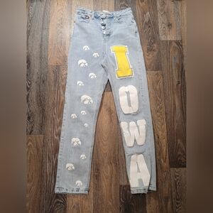 Game Day Iowa Hawkeyes Denim Jeans Womens Size 26 All Over Print Graphic Hi Rise